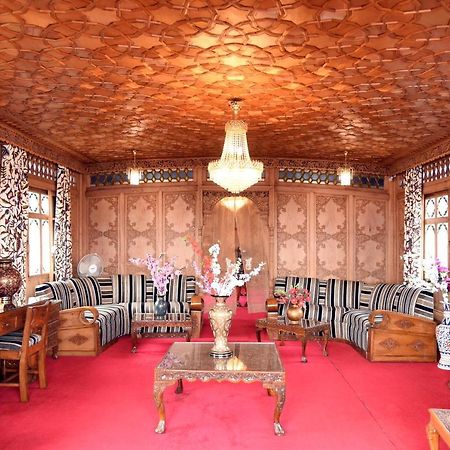 Yadgaar Houseboats Hotel Srinagar  Luaran gambar