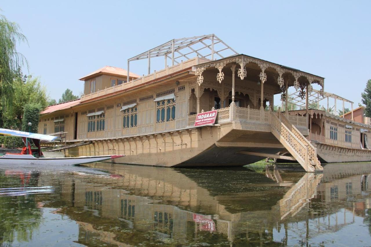 Yadgaar Houseboats Hotel Srinagar  Luaran gambar